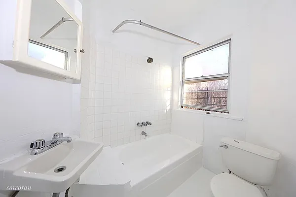 Rented by Corcoran | media 28