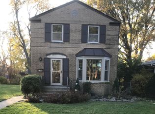 8706 Springfield Ave, Skokie, IL 60076