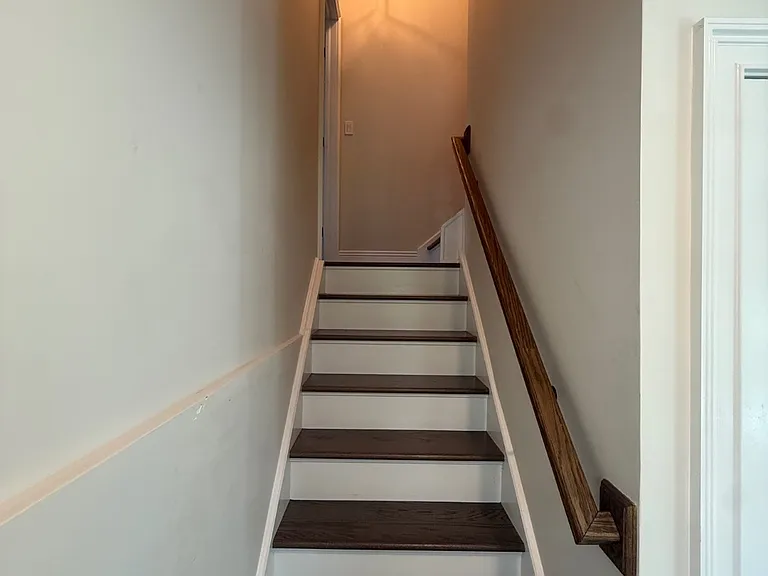 19 Lorraine Dr — Photo 21