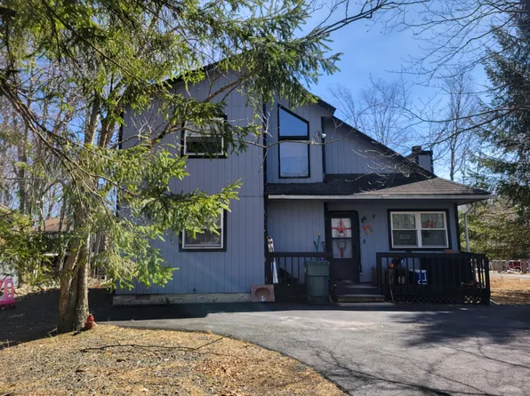 6319 Ventnor Dr, Tobyhanna, PA 18466