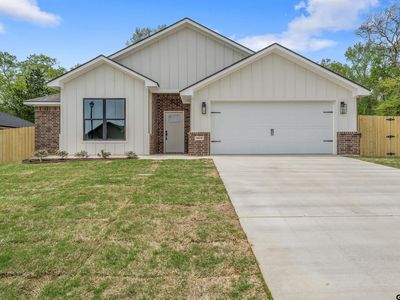 16218 Crossing Cir, Lindale, TX, 75771