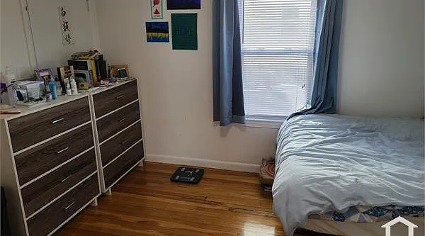 19 Hunting St #1 — Photo 12
