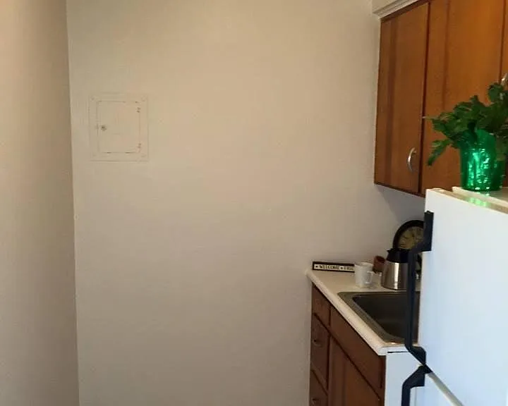 906 Walnut St — Photo 9