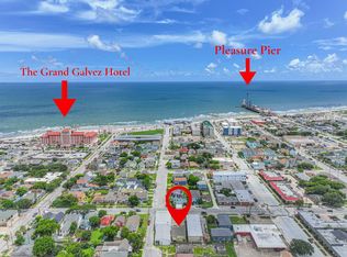 2204 Avenue O, Galveston, TX 77550