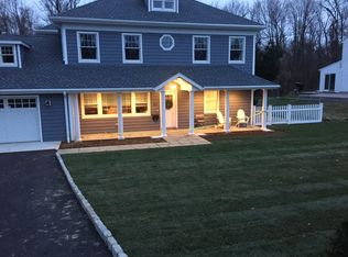 80 Pineridge Rd, White Plains, NY 10603