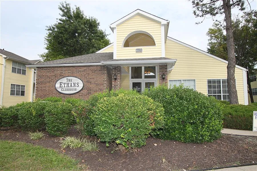 The Ethans Apartments — Photo 2