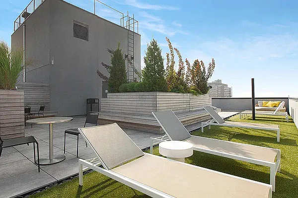 Rented by Artur Gutman, LREB | media 59