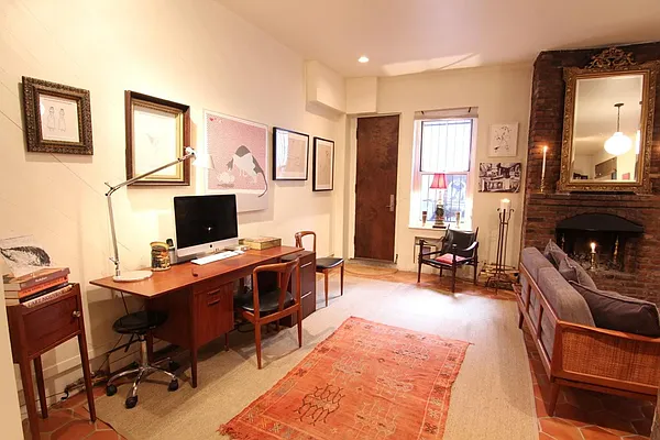 Rented by Keller Williams NYC | media 27