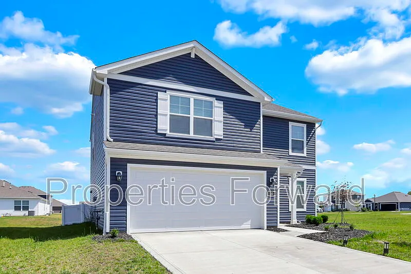 3 bed, 2.5 bath, 1960 sqft, $2,600 — Photo 3