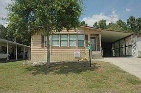 4th image of 2411 Lakeside Dr