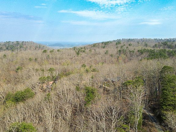 3rd image of N Cunningham Rd