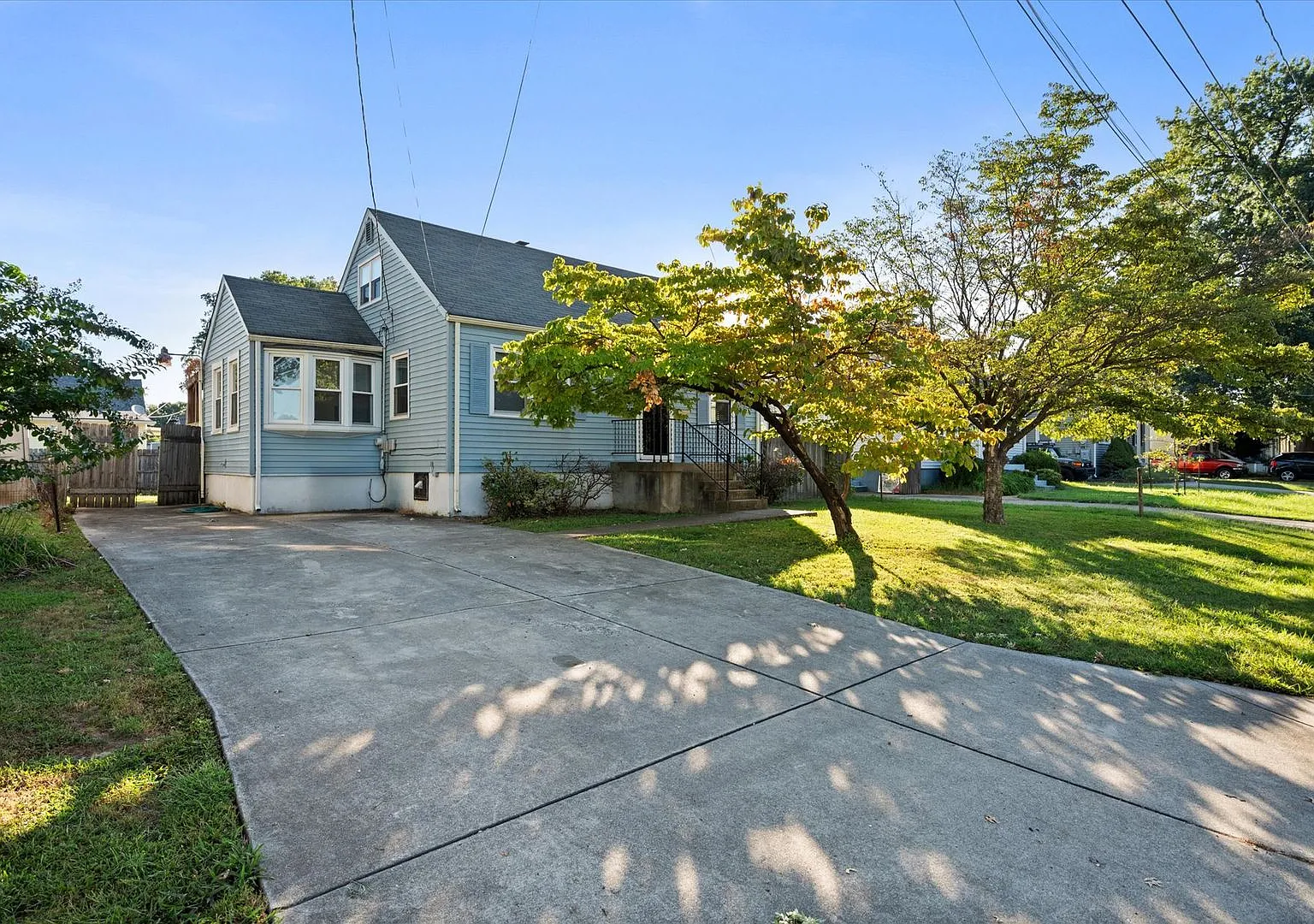 Perfect property on Parklawn — Photo 2