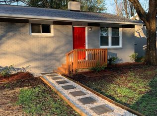 1614 Honeysuckle Rd, Raleigh, NC 27609