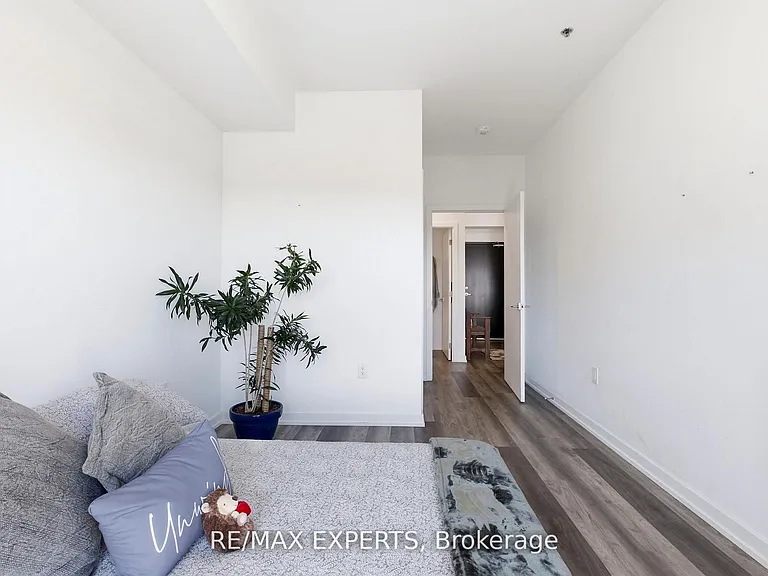 430 Essa Rd #325 — Photo 17