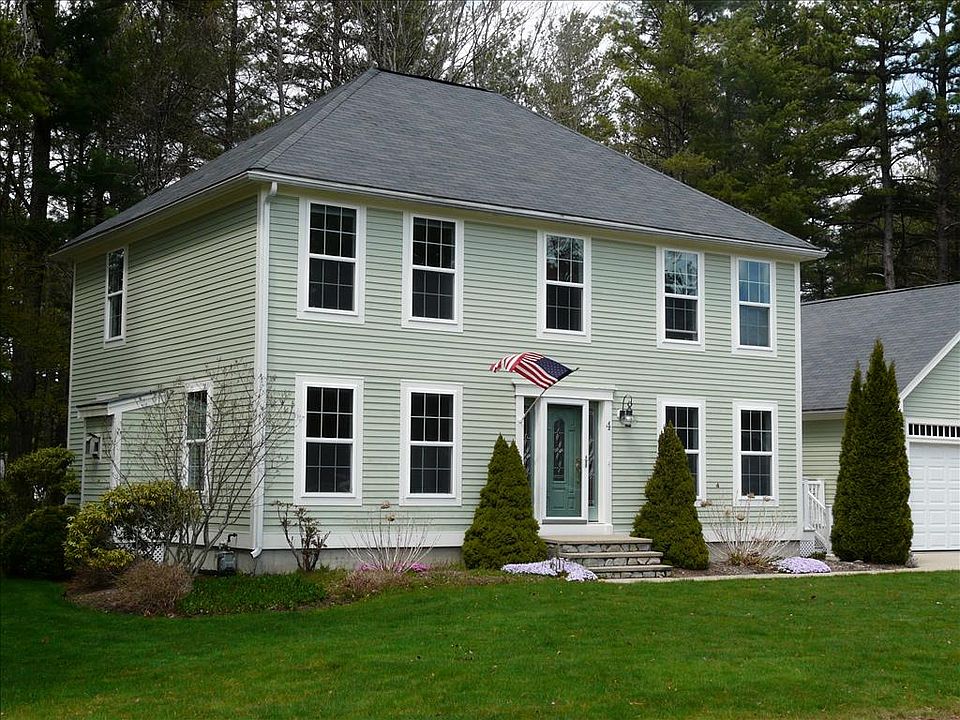 1st image of 4 Long Cove Dr