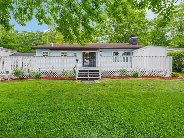 8620 Lucille Blvd, Fenwick, MI 48834