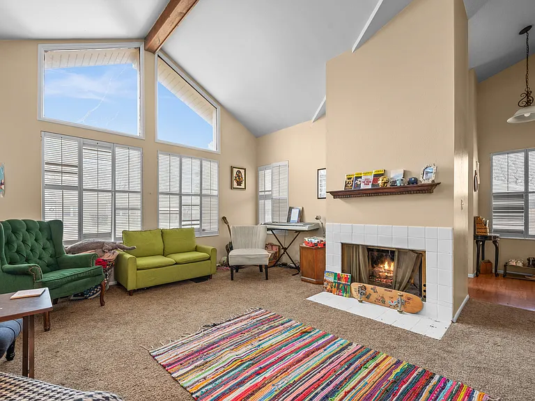 2089 E Donegal Cir #2089 — Photo 17