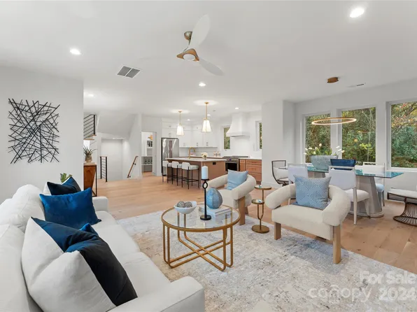 2907 Hilliard Dr, Charlotte, NC 28205