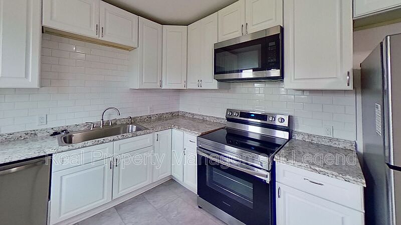1st image of 2320 Brockbank Dr