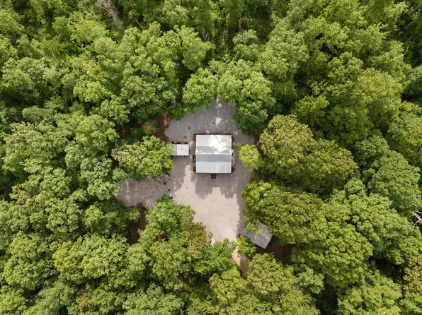 6095 Old Highway 13, Hurricane Mills, TN 37078