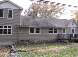 33 Woodside Dr, West Milford, NJ 07480