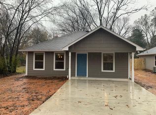 301 S Sun Camp Rd, White Oak, TX 75693