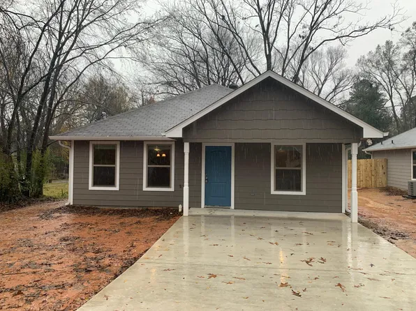 301 S Sun Camp Rd, White Oak, TX 75693