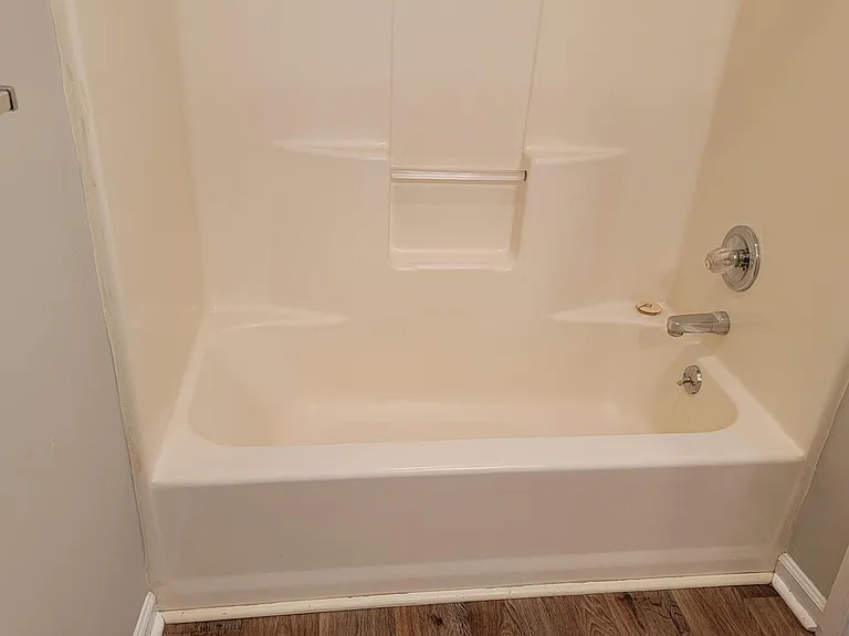 63 Hilldale Dr — Photo 15