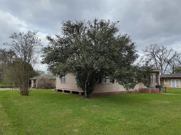 411 Claiborne St, New Roads, LA 70760