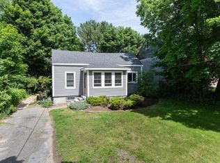 29 Pleasant St, Rowley, MA 01969