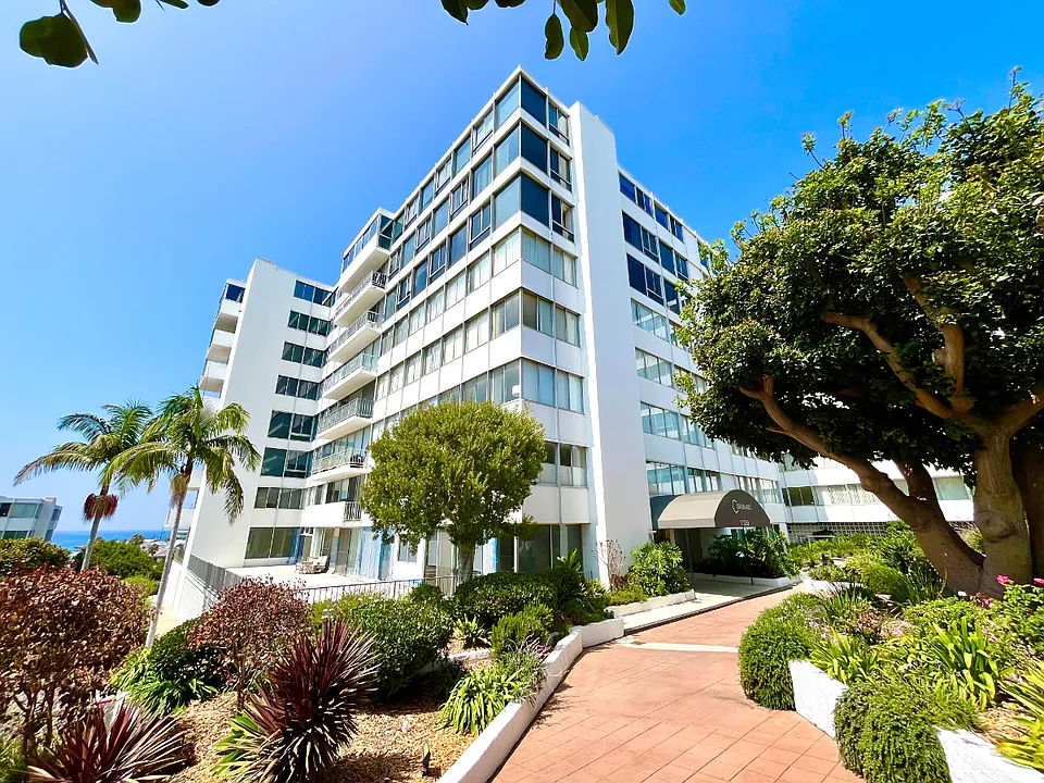 17350 W Sunset Blvd #602