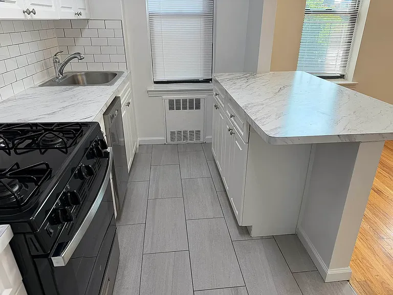 65-40 108th St #5H — Photo 5