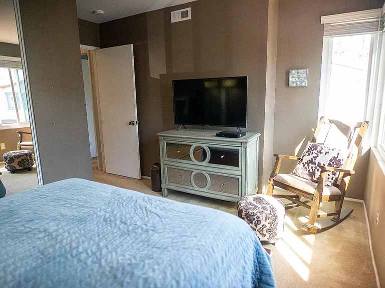 1575 Apache Dr #F — Photo 18