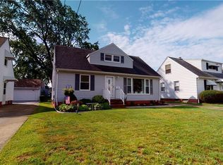 30054 Warren Rd, Wickliffe, OH 44092