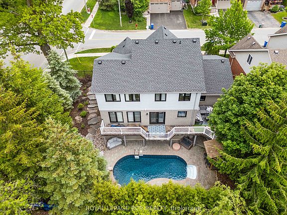 2nd image of 118 Oak Ridge Dr