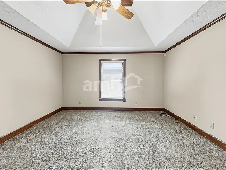 1121 New Harmony Dr — Photo 13