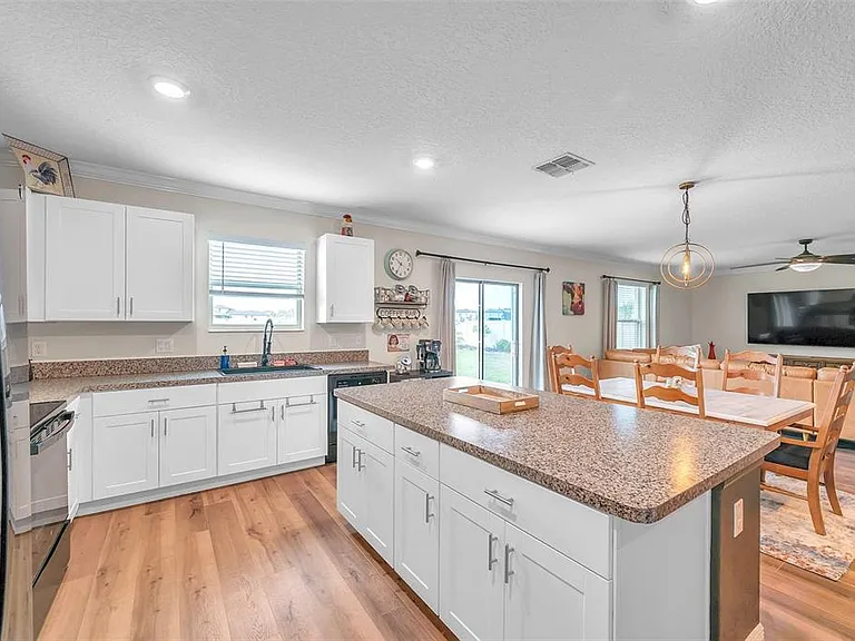 3737 Copperspring Blvd — Photo 38