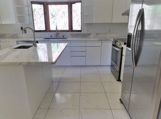 398 Puiwa Rd, Honolulu, HI 96817