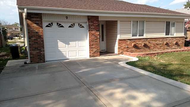 1st image of 9 Plover Ct