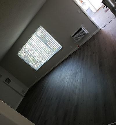 3rd image of 5130 Woodman Ave #25
