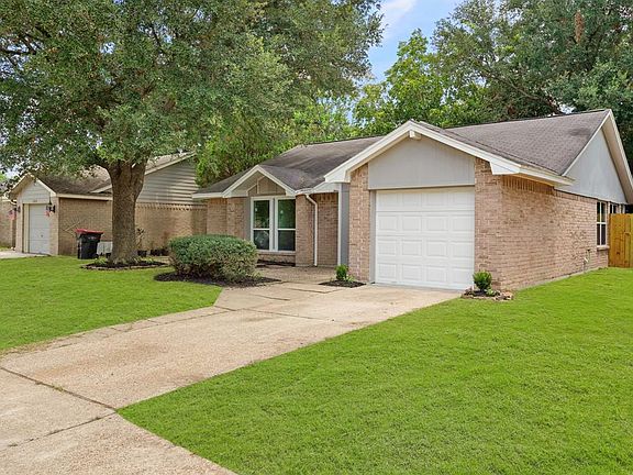 2nd image of 12610 Lacey Crest Drive