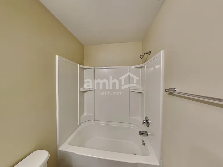 1056 Joselynn Dr — Photo 16