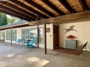 93593 Empire Ln, Coos Bay, OR 97420