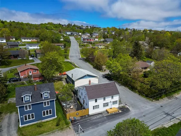 34 CROWDY Street, Carbonear, NL A1Y1B6