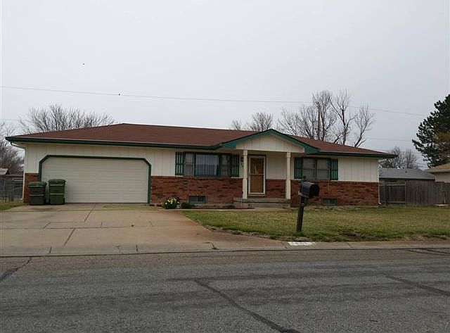 1st image of 1421 Louise Ln
