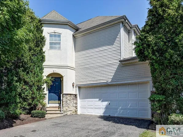 6 Krzynowek Ct, Parlin, NJ 08859