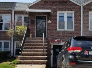 8764 Little Neck Pkwy, Floral Park, NY 11001