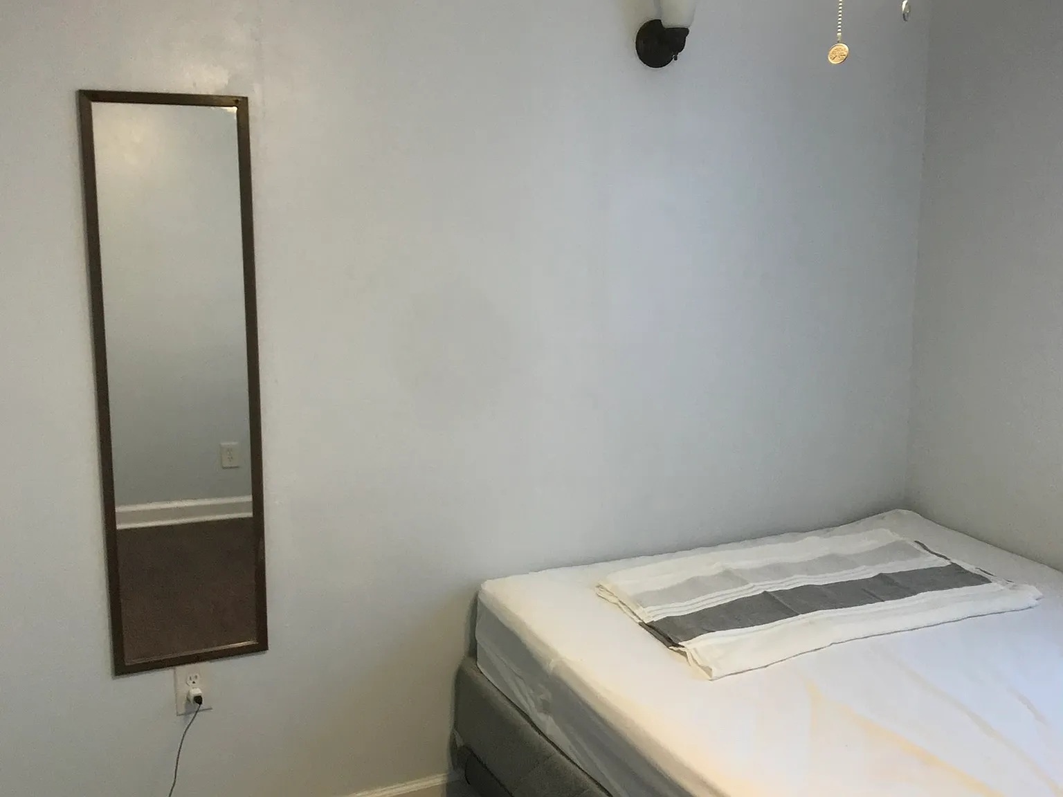 4 bed, 1150 sqft, $600 — Photo 3