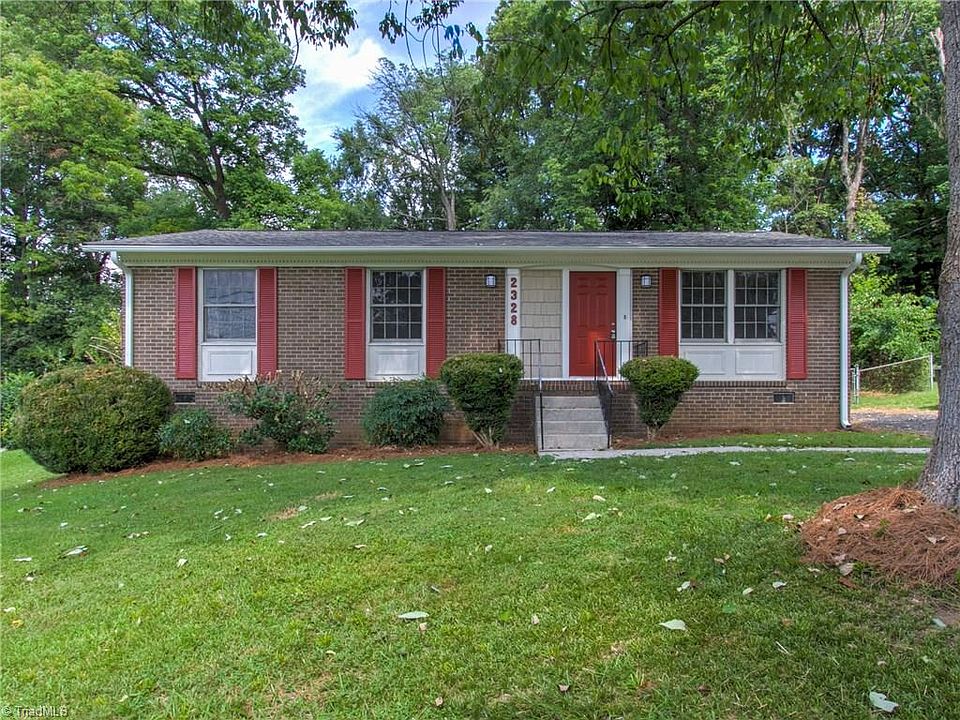 1st image of 2328 Glenhaven Dr