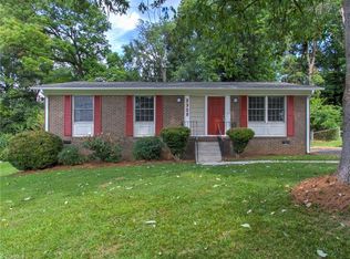 2328 Glenhaven Dr, Greensboro, NC 27406